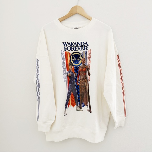 NEW Black Panther Wakanda Forever Pullover Sweatshirt - Picture 2 of 7